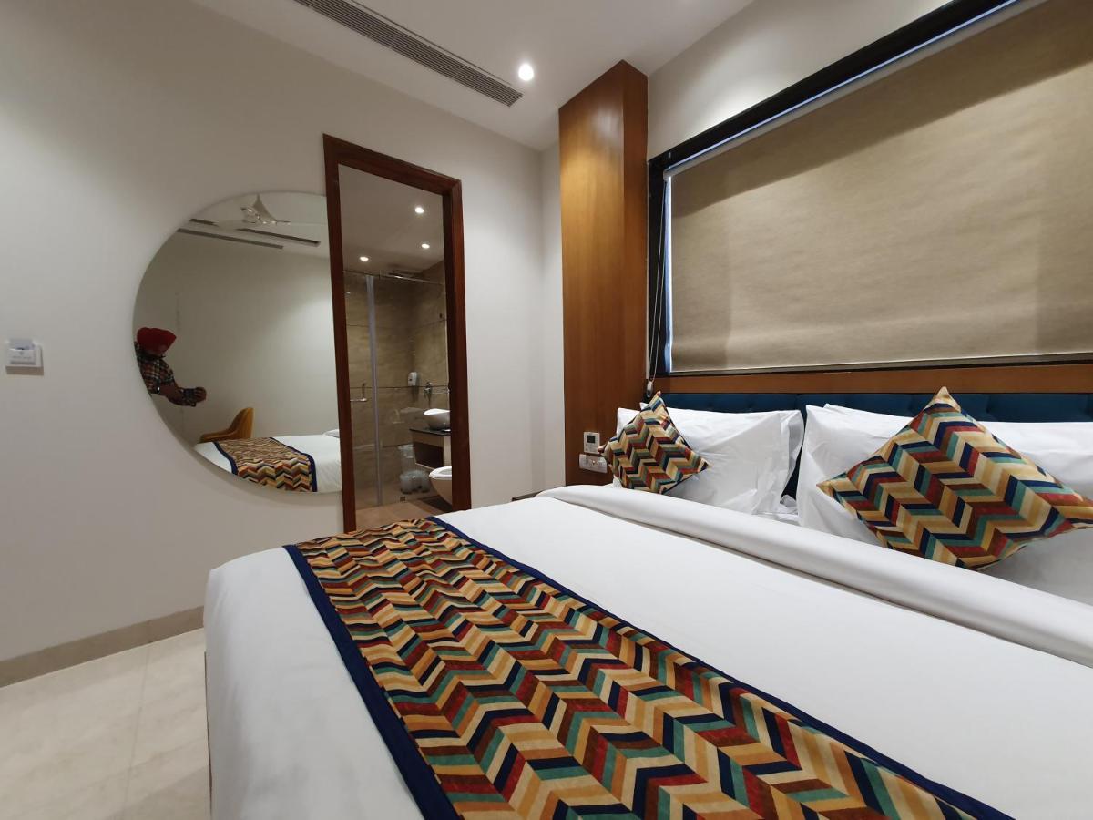 Hotel Classio Royale 阿姆利则 外观 照片